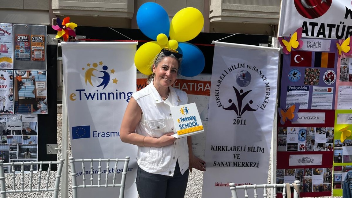 Kırklareli BİLSEM,  9 Mayıs eTwinning Günü Sergisinde Üç Projesiyle Yer Aldı.